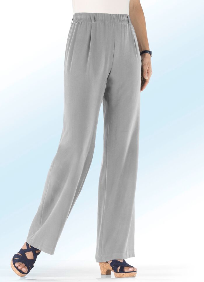 Hose in bequemer Weite 